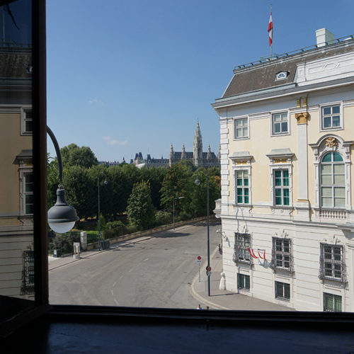 Blick von Hofburgzum Rathaus